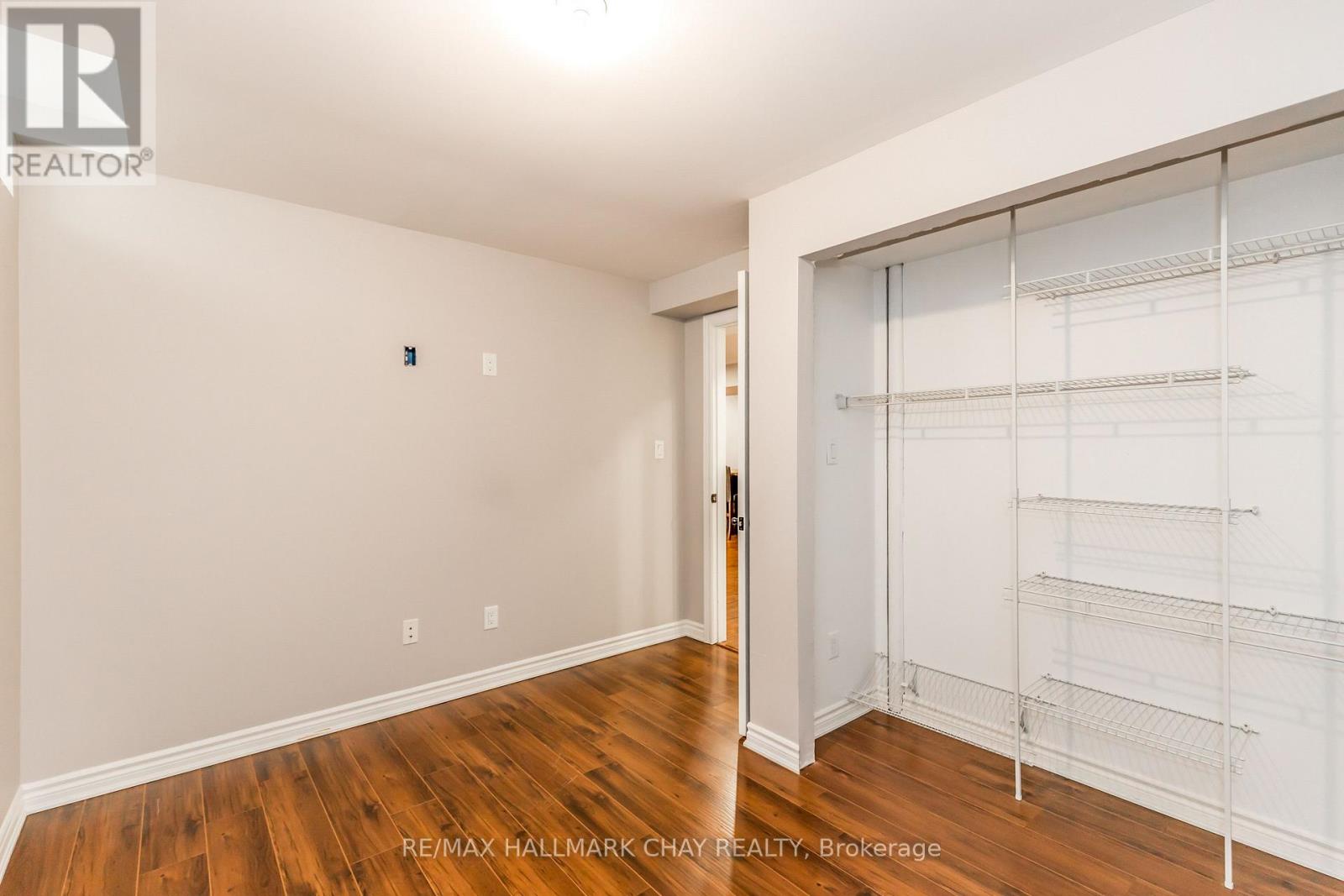 Lower - 160 Golden Gate Circle, Vaughan, Ontario  L4H 1N6 - Photo 21 - N12376518