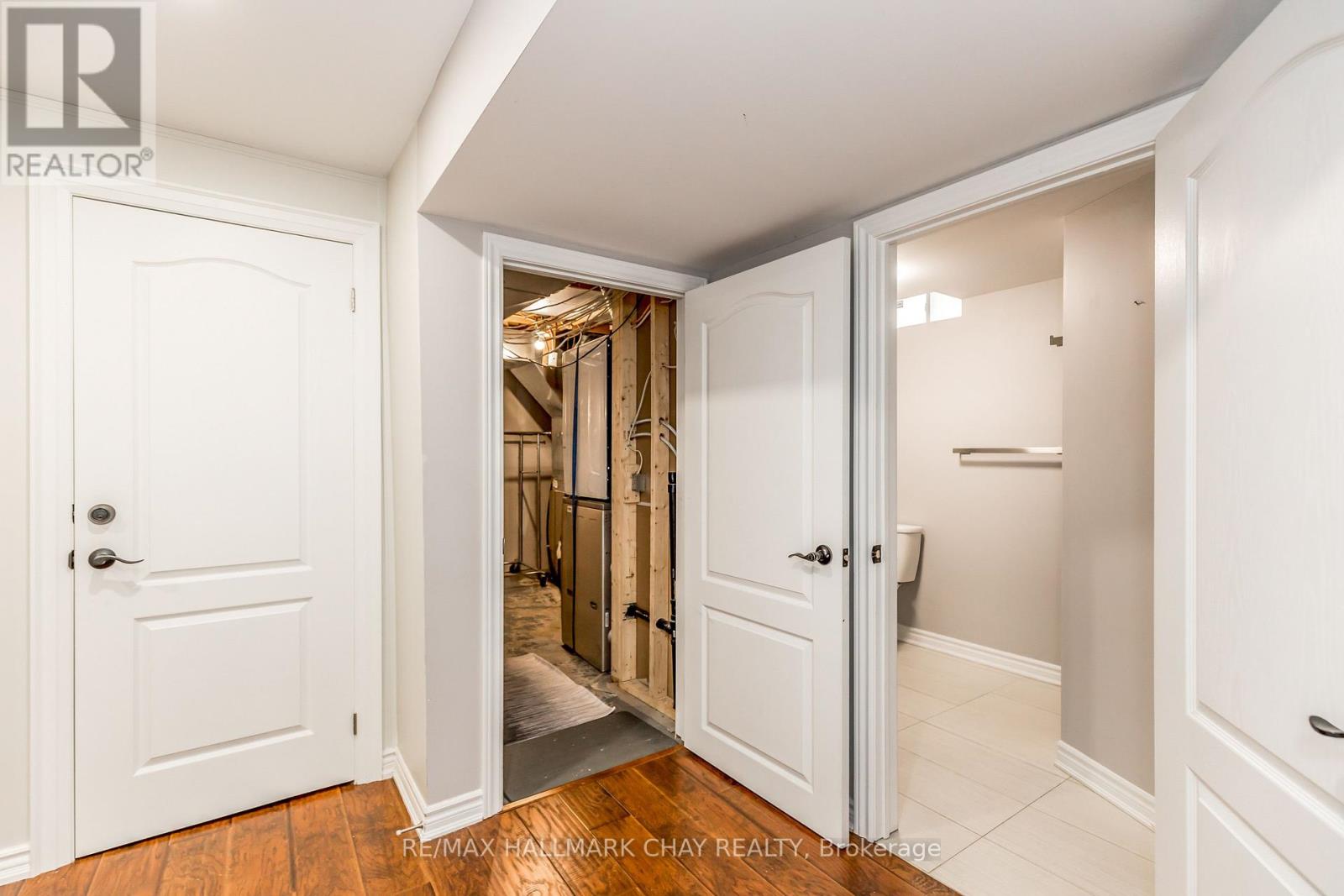 Lower - 160 Golden Gate Circle, Vaughan, Ontario  L4H 1N6 - Photo 23 - N12376518