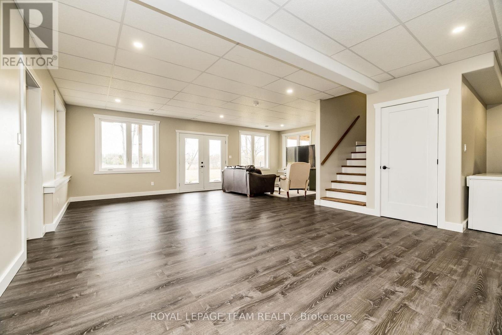 691 Rideau River Road, Montague, Ontario  K0G 1N0 - Photo 35 - X12376561