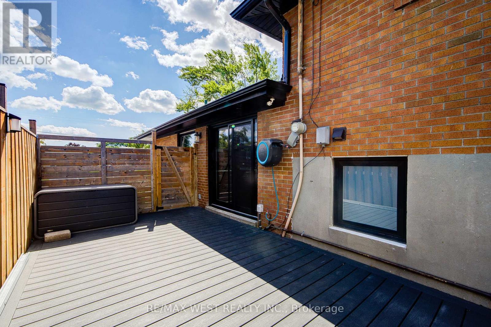 1183 Westerdam Road, Mississauga, Ontario  L4Y 2H3 - Photo 49 - W12374509