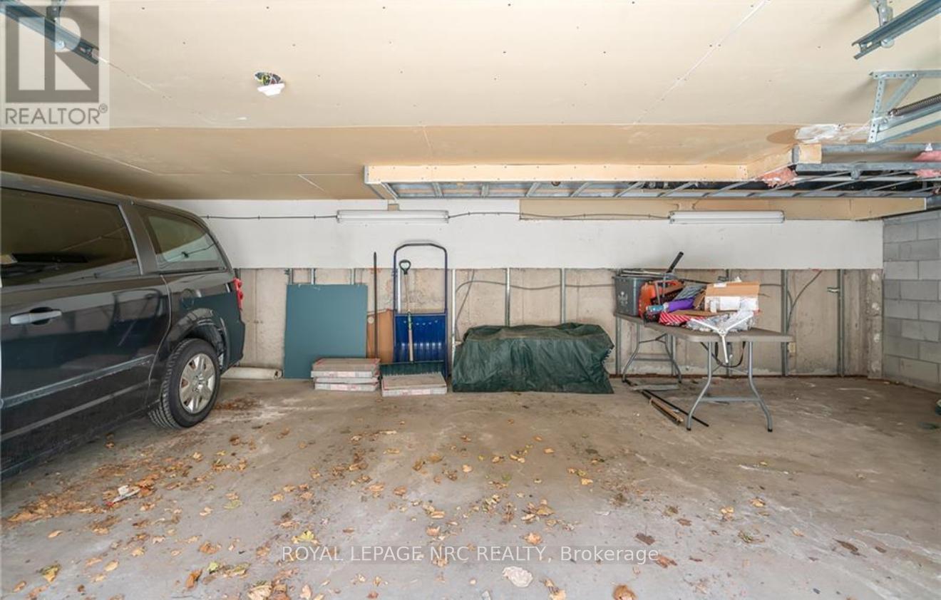 3 - 4872 Valley Way, Niagara Falls, Ontario  L2E 1W3 - Photo 23 - X12376629