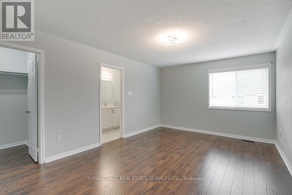 Upper - 1327 Weir Chase, Mississauga, Ontario  L5V 2W7 - Photo 20 - W12376473