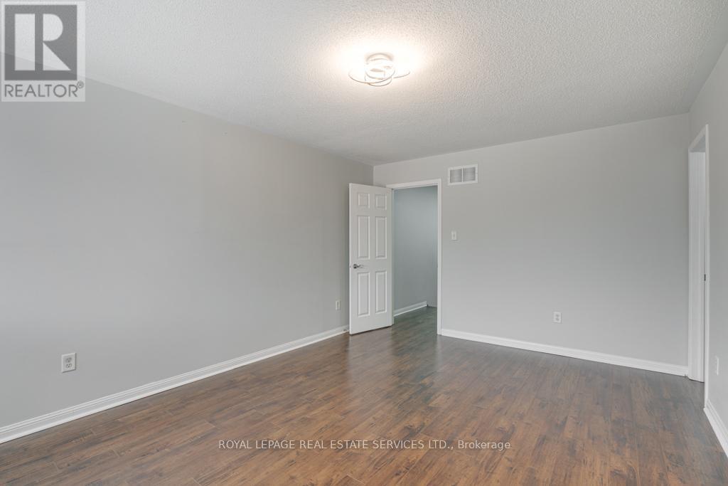 Upper - 1327 Weir Chase, Mississauga, Ontario  L5V 2W7 - Photo 24 - W12376473