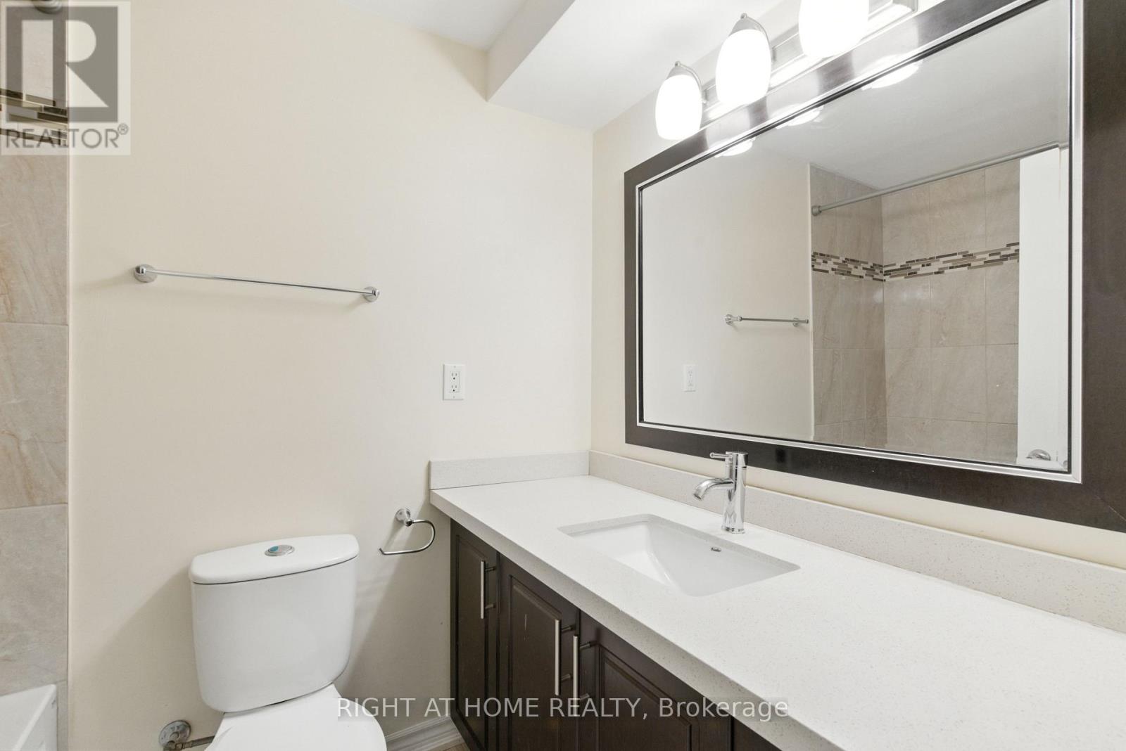1233 Lamont Crescent, Milton (Cl Clarke), Ontario  L9T 6W5 - Photo 41 - W12376478