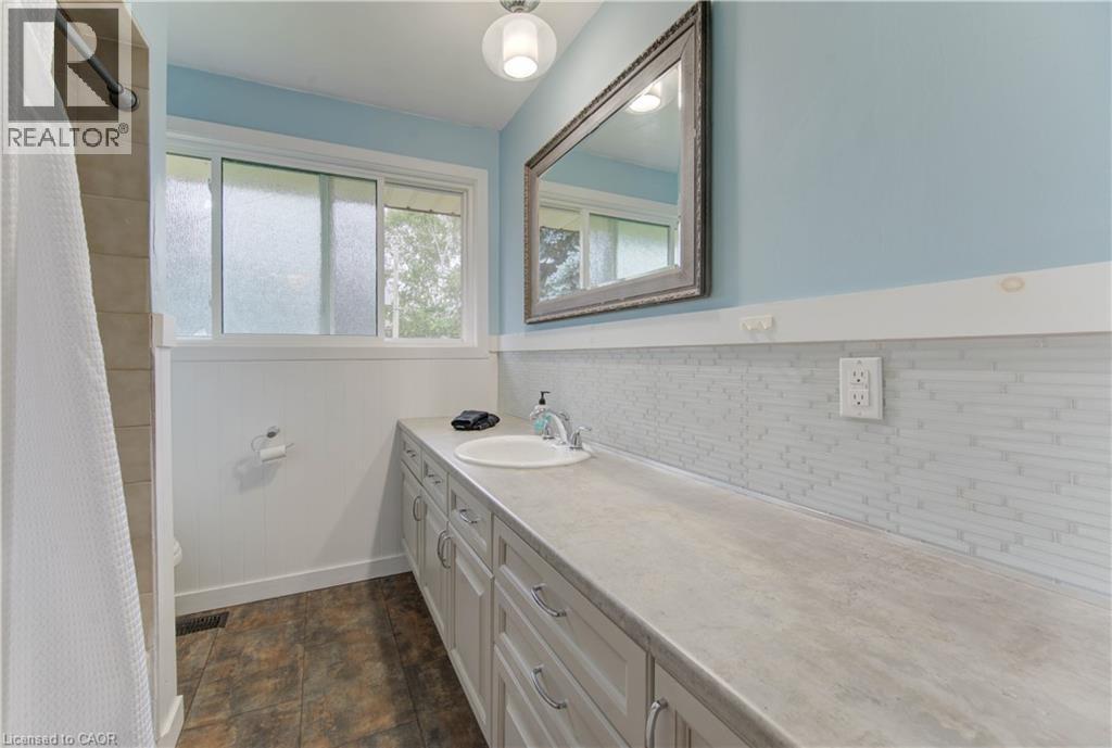 47 Hillcrest Lane, Kitchener, Ontario  N2K 1S9 - Photo 24 - 40765226