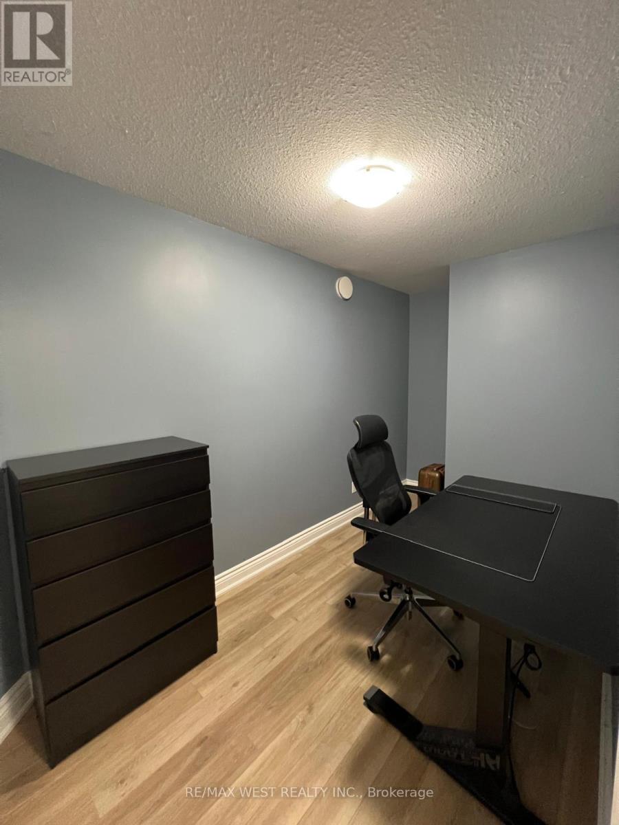 401 - 64 Frederick Drive, Guelph (Pineridge/westminster Woods), Ontario  N1L 0E9 - Photo 13 - X12374725