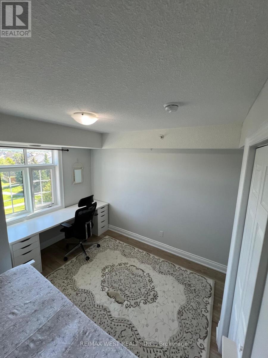 401 - 64 Frederick Drive, Guelph (Pineridge/westminster Woods), Ontario  N1L 0E9 - Photo 4 - X12374725