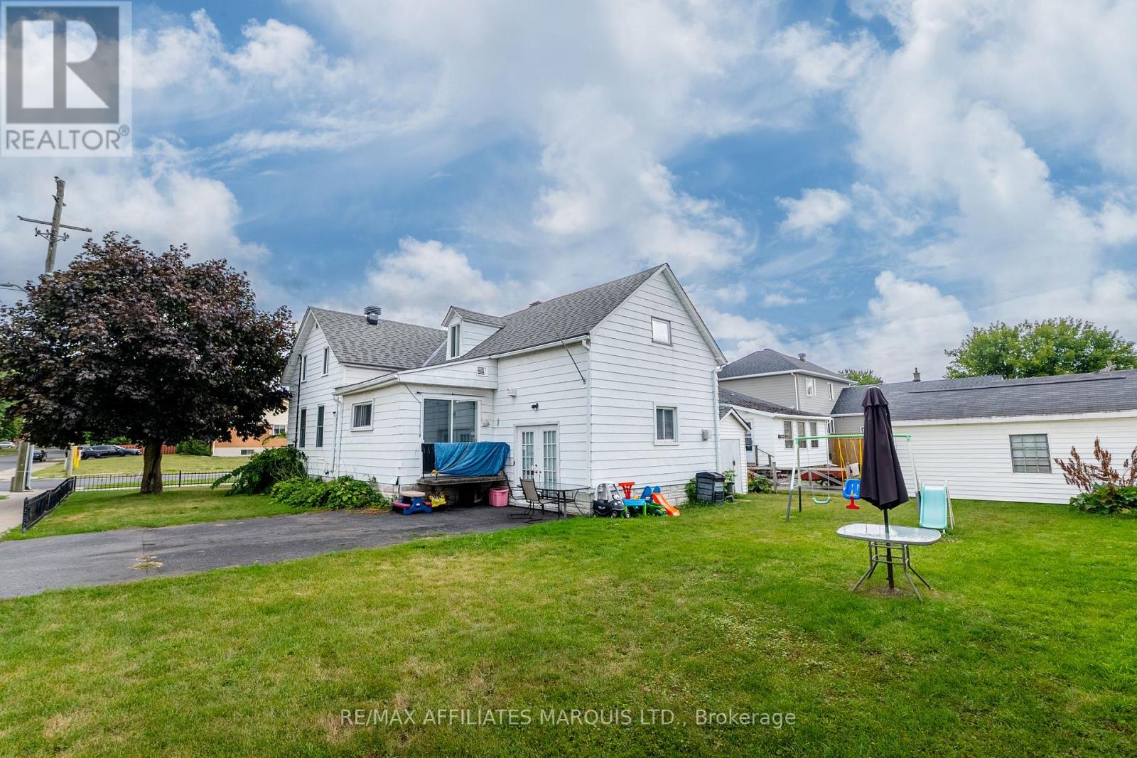 642 Marlborough Street N, Cornwall, Ontario  K6H 4B1 - Photo 4 - X12376695