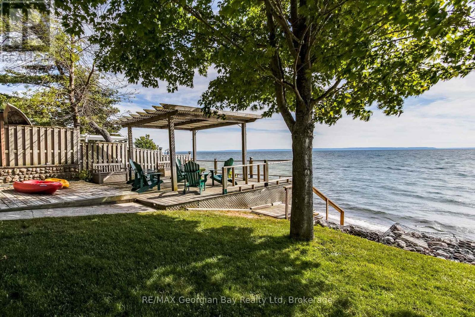16 Yarwood Road, Tiny, Ontario  L0L 2J0 - Photo 3 - S12376829
