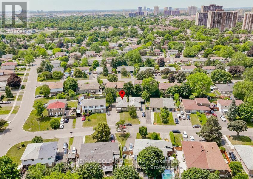 Property at 10 EDENRIDGE DRIVE image 1