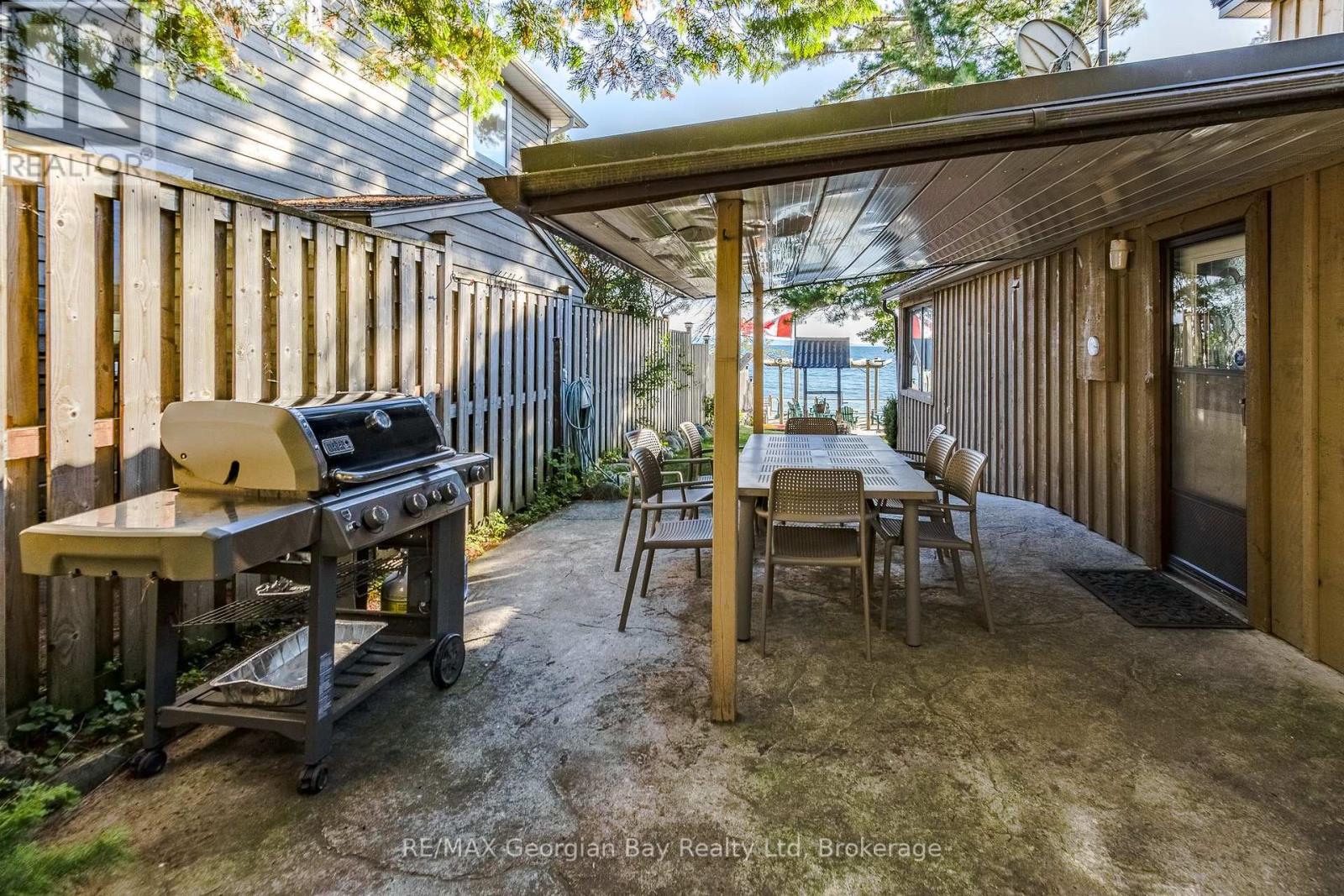 16 Yarwood Road, Tiny, Ontario  L0L 2J0 - Photo 4 - S12376829