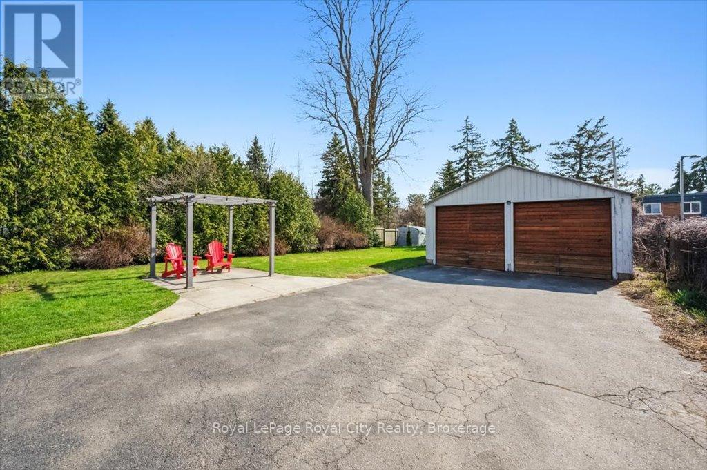 572 Woolwich Street, Guelph, Ontario  N1H 3Y2 - Photo 36 - X12376713