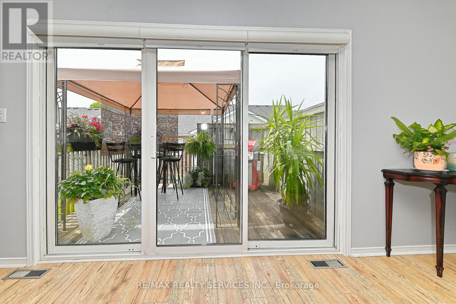 31 - 1077 Hamilton Road, London East, Ontario  N5W 6G3 - Photo 11 - X12376468