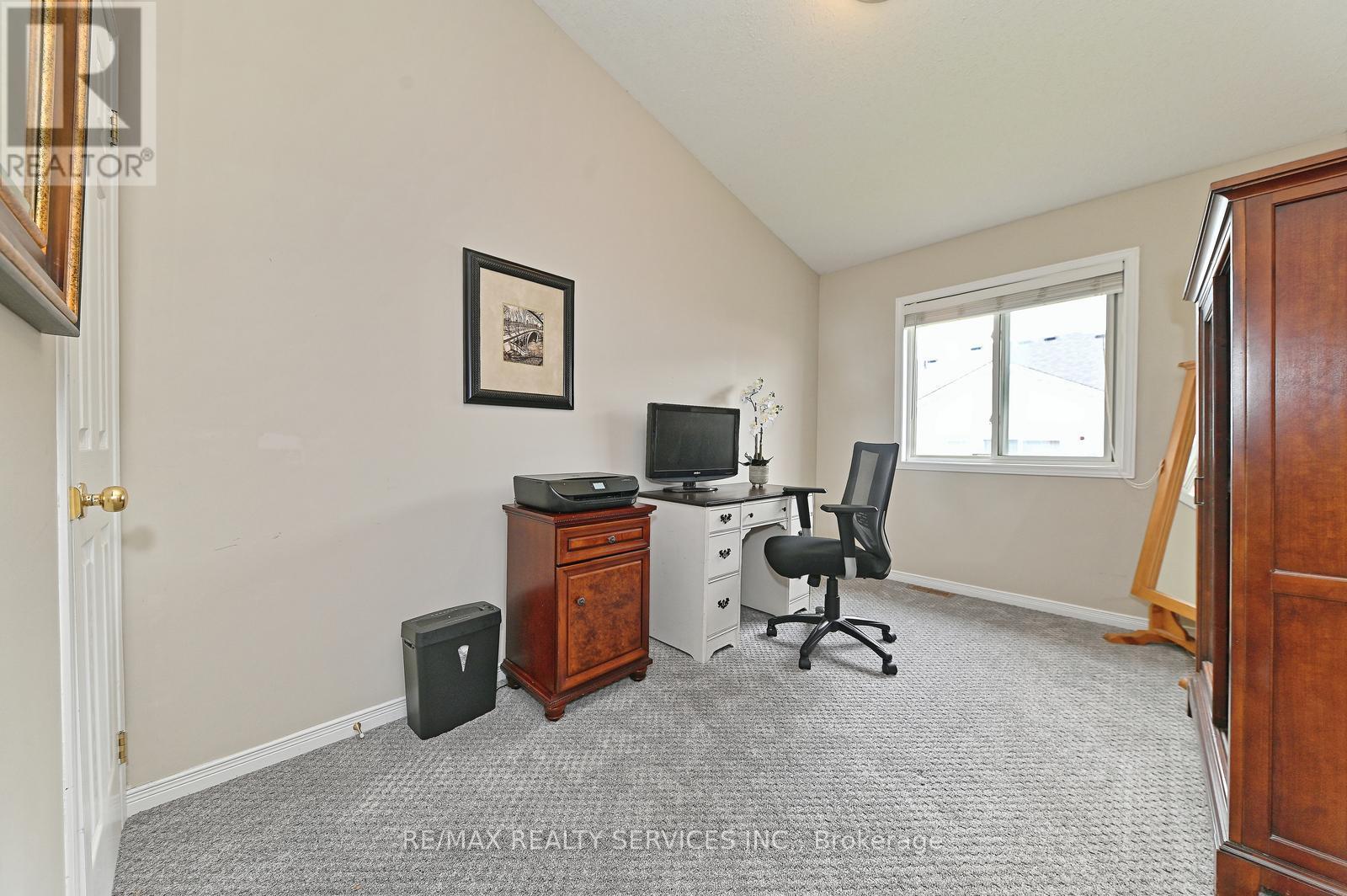 31 - 1077 Hamilton Road, London East, Ontario  N5W 6G3 - Photo 13 - X12376468