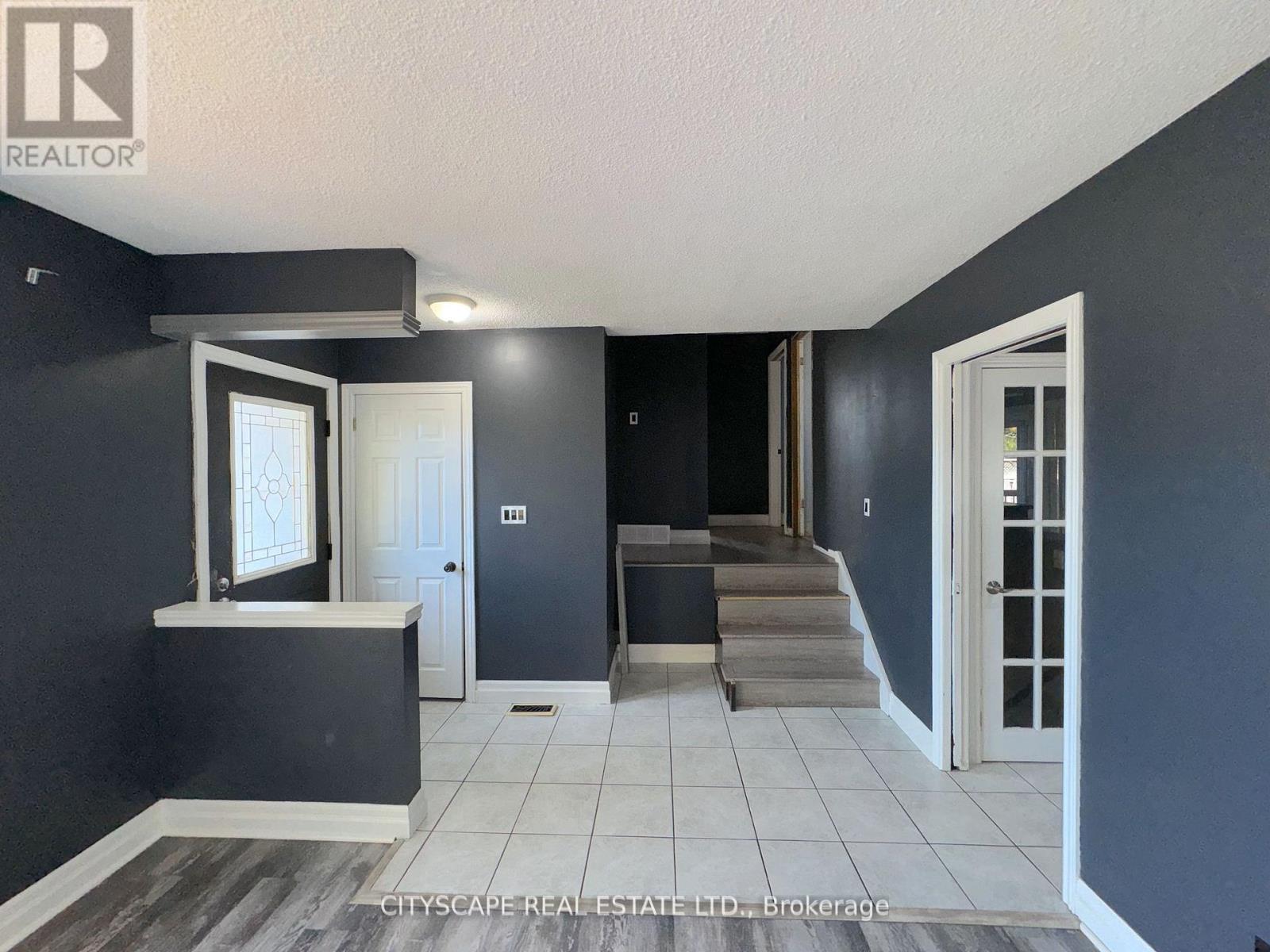 515 Grantham Avenue, St. Catharines (Vine/linwell), Ontario  L2M 6W2 - Photo 13 - X12376506