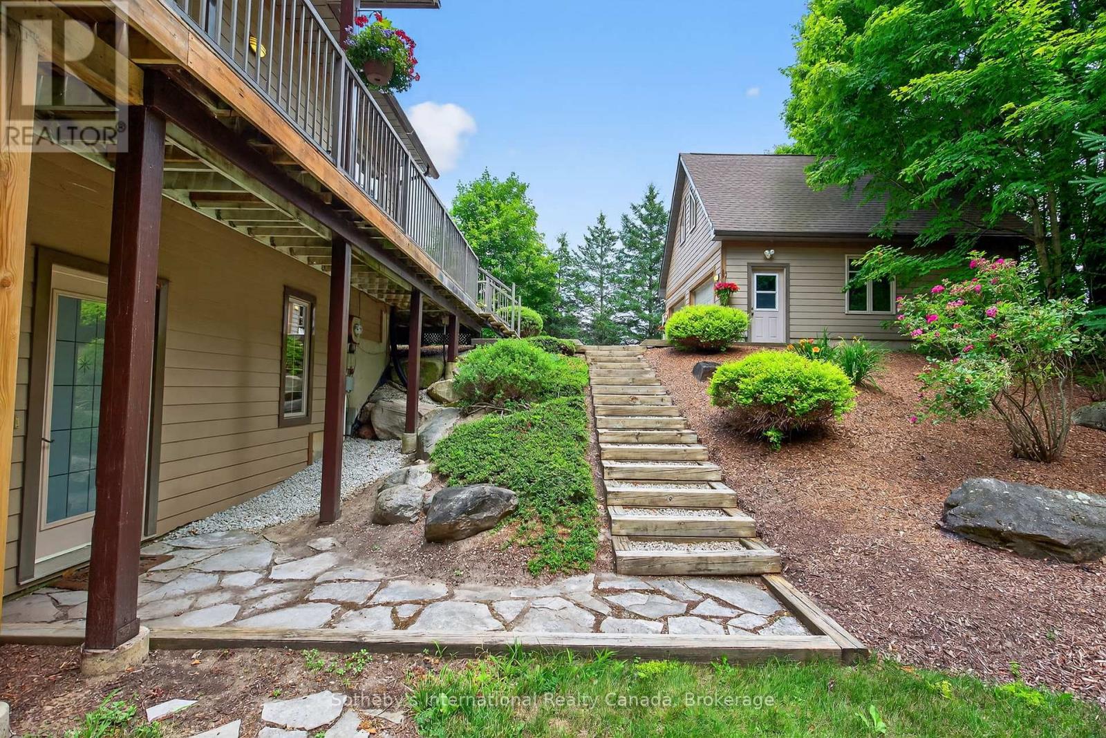 28 Big Tree Circle, Mulmur, Ontario  L9V 3M3 - Photo 40 - X12376790