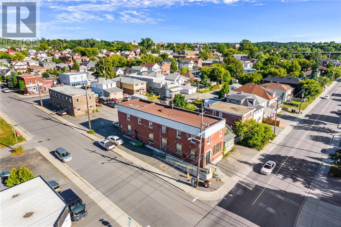 402 Frood Road, Sudbury, Ontario
