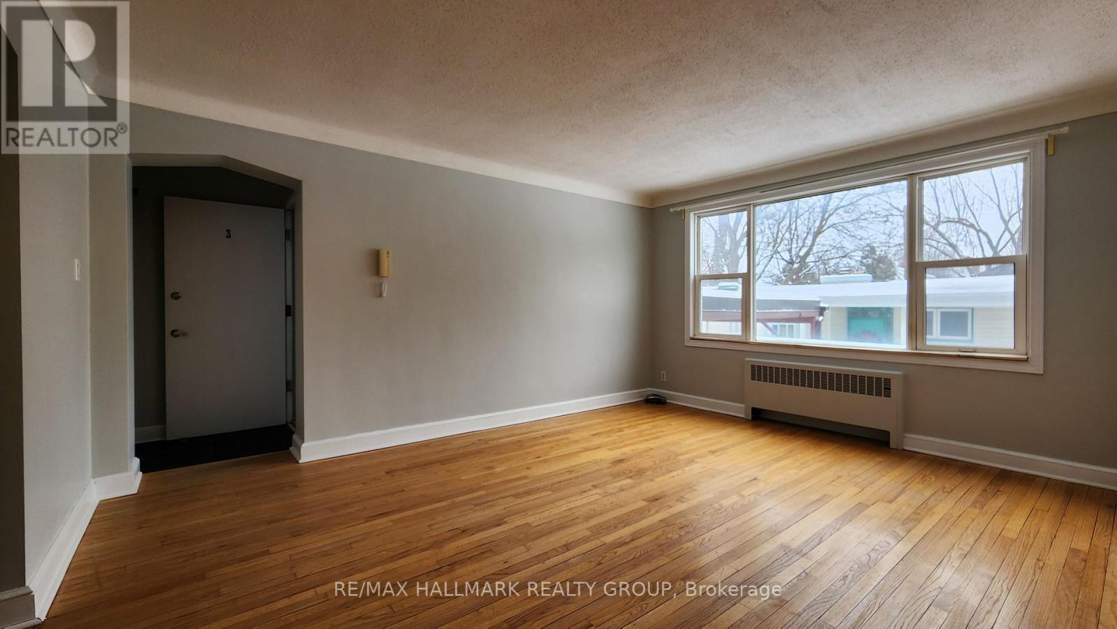 310 Byron Avenue, Ottawa, Ontario  K1Z 6Z1 - Photo 4 - X11974619