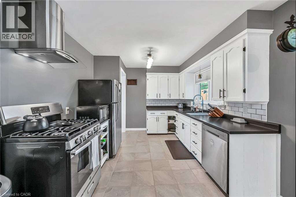 4 Clifford Street, Port Dover, Ontario  N0A 1N0 - Photo 9 - 40745527