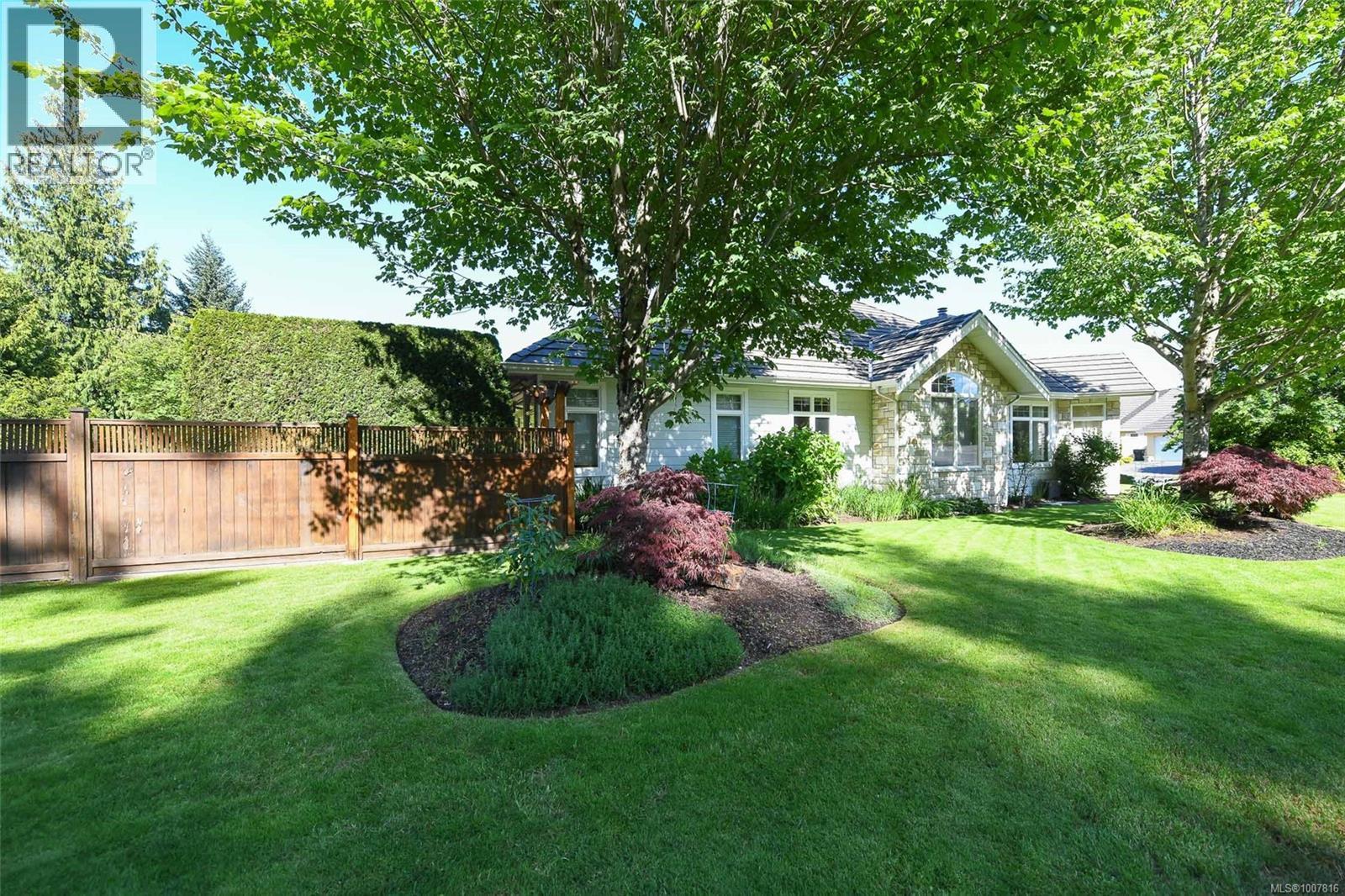 3300 Majestic Dr, Courtenay, British Columbia  V9N 9X5 - Photo 46 - 1007816
