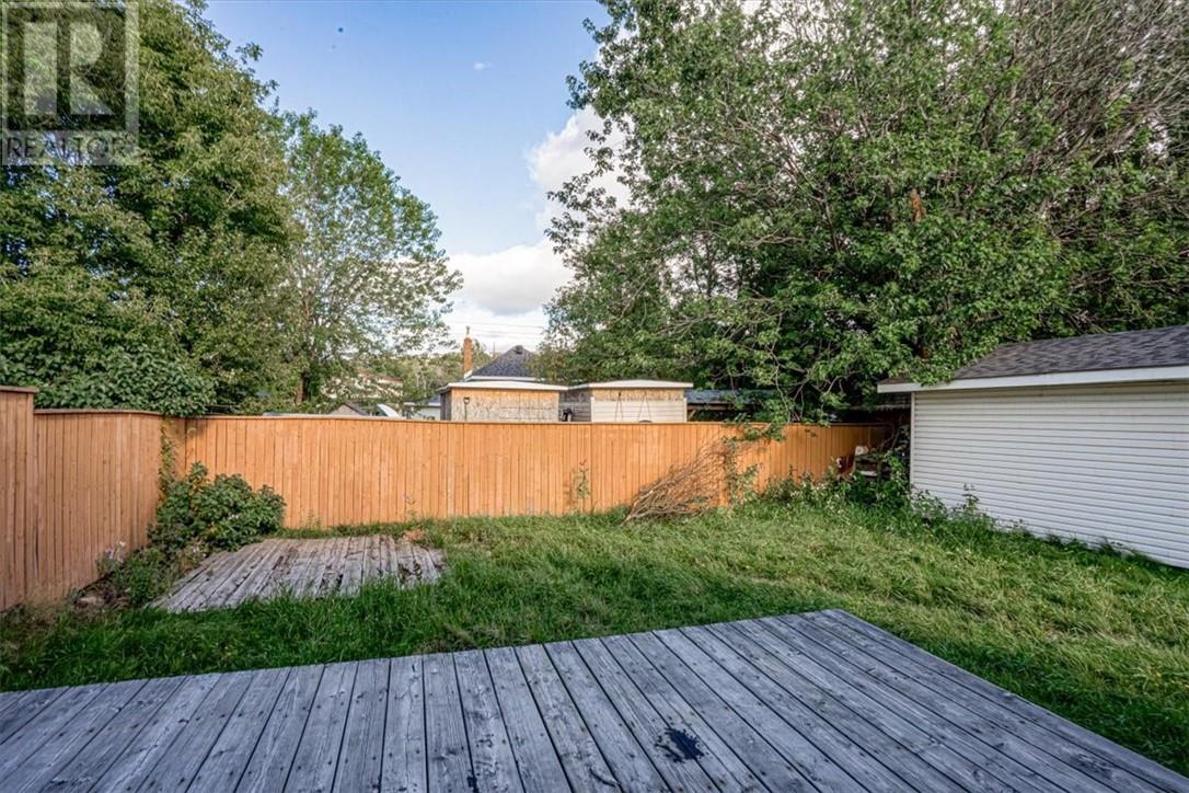 284 Notre Dame Avenue, Greater Sudbury, Ontario  P3C 5K5 - Photo 18 - 2124422