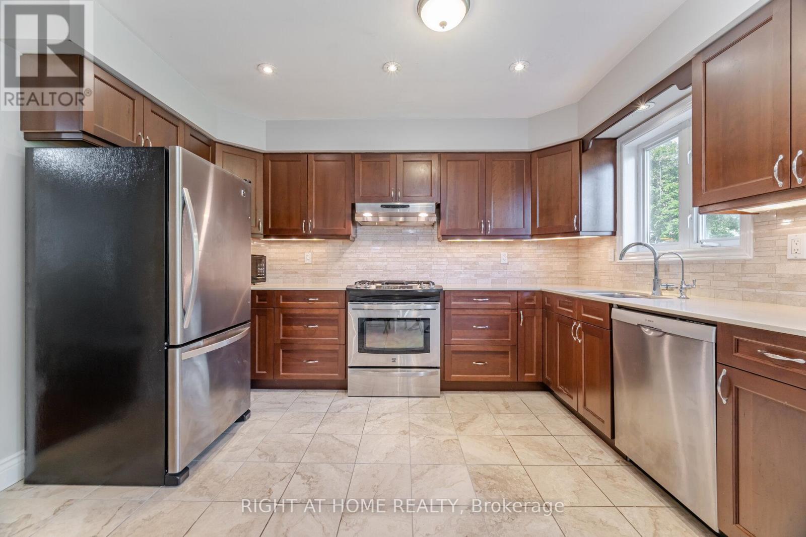 8080 Side Rd 15 Road, Halton Hills, Ontario  L9T 2X7 - Photo 11 - W12337732