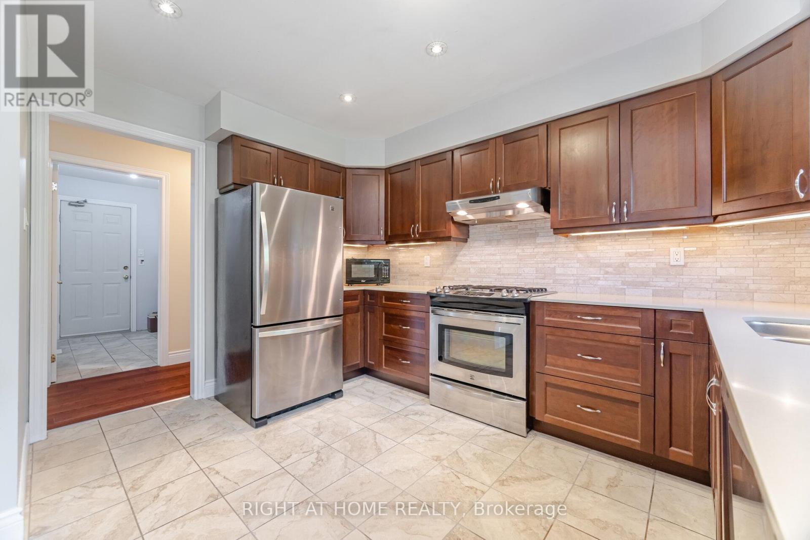 8080 Side Rd 15 Road, Halton Hills, Ontario  L9T 2X7 - Photo 13 - W12337732