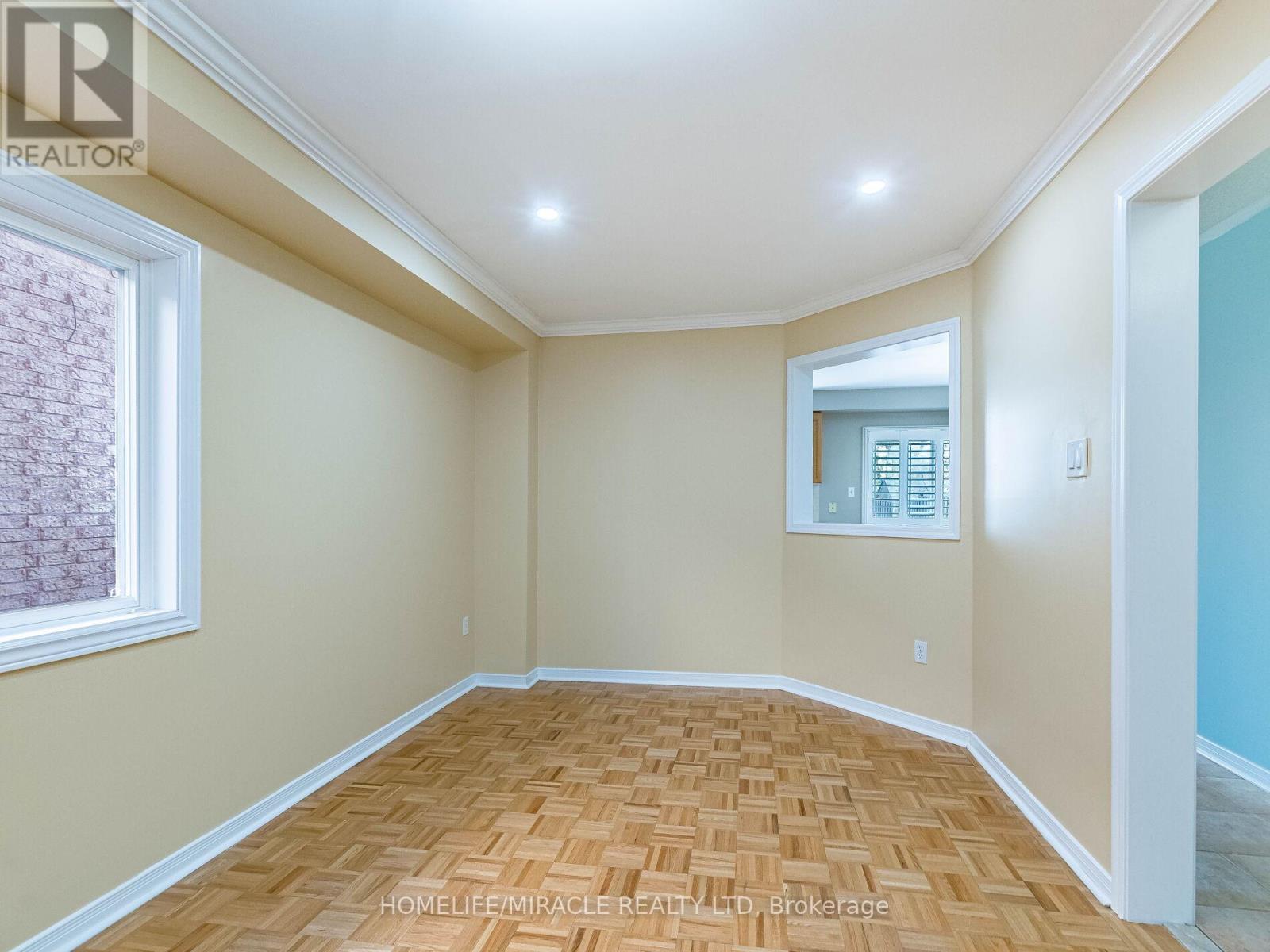 55 Native Landing, Brampton, Ontario  L6X 5A7 - Photo 12 - W12374499