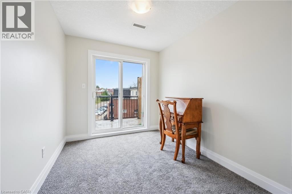 45 Cedarhill Crescent Unit# 12d, Kitchener, Ontario  N2E 0A2 - Photo 28 - 40765313