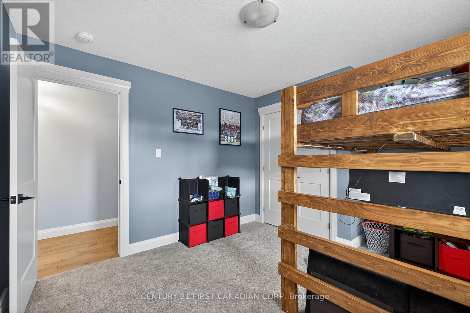 99 Thames Springs Crescent, Zorra, Ontario  N0M 2M0 - Photo 30 - X12376944