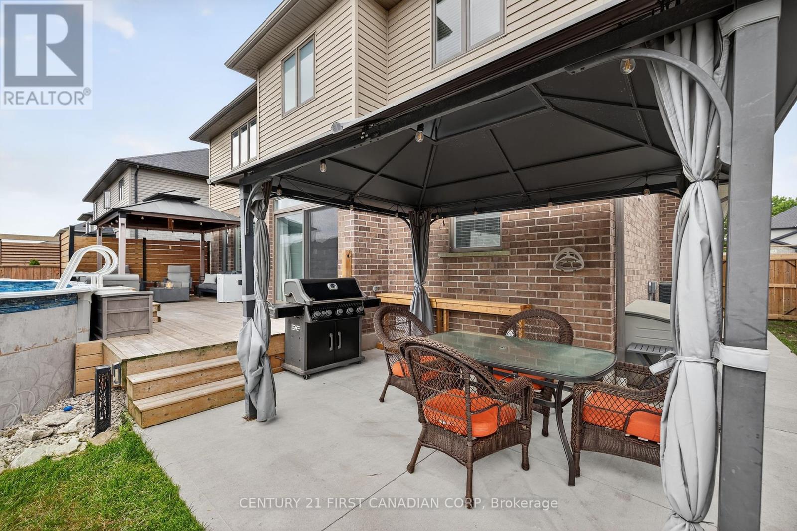 99 Thames Springs Crescent, Zorra, Ontario  N0M 2M0 - Photo 42 - X12376944
