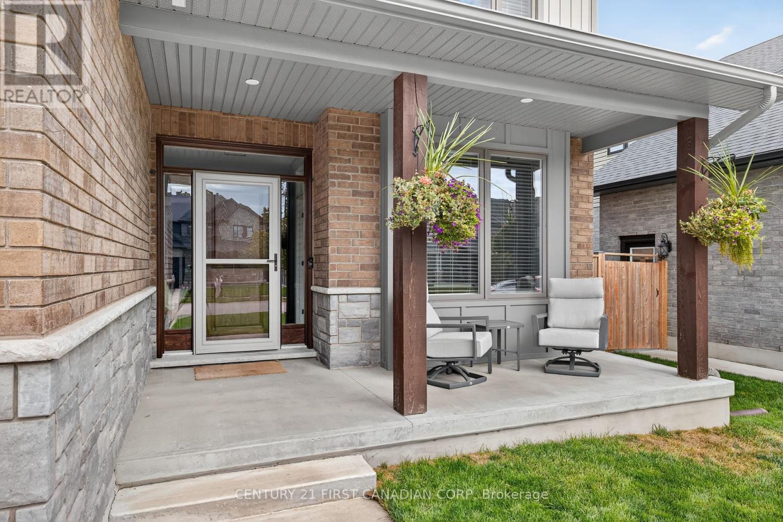 99 Thames Springs Crescent, Zorra, Ontario  N0M 2M0 - Photo 5 - X12376944