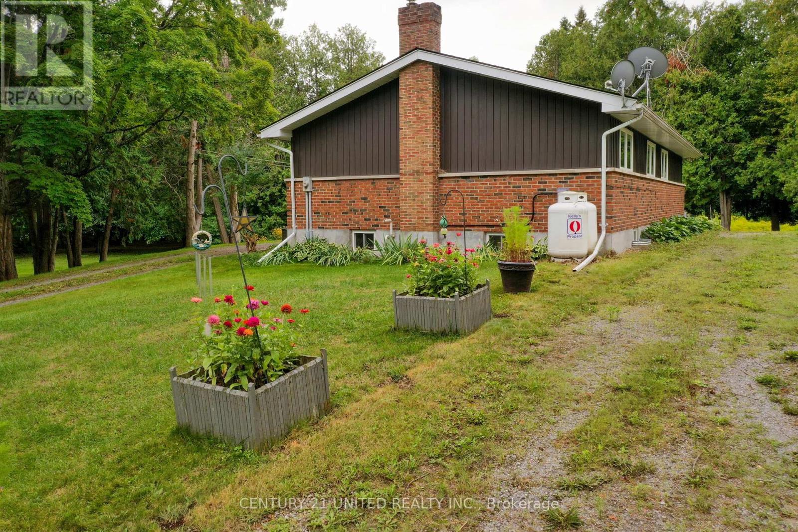 50 Brights Lane, Trent Hills, Ontario  K0L 1L0 - Photo 35 - X12376937