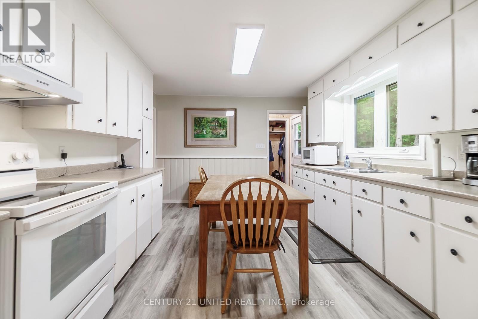 50 Brights Lane, Trent Hills, Ontario  K0L 1L0 - Photo 7 - X12376937