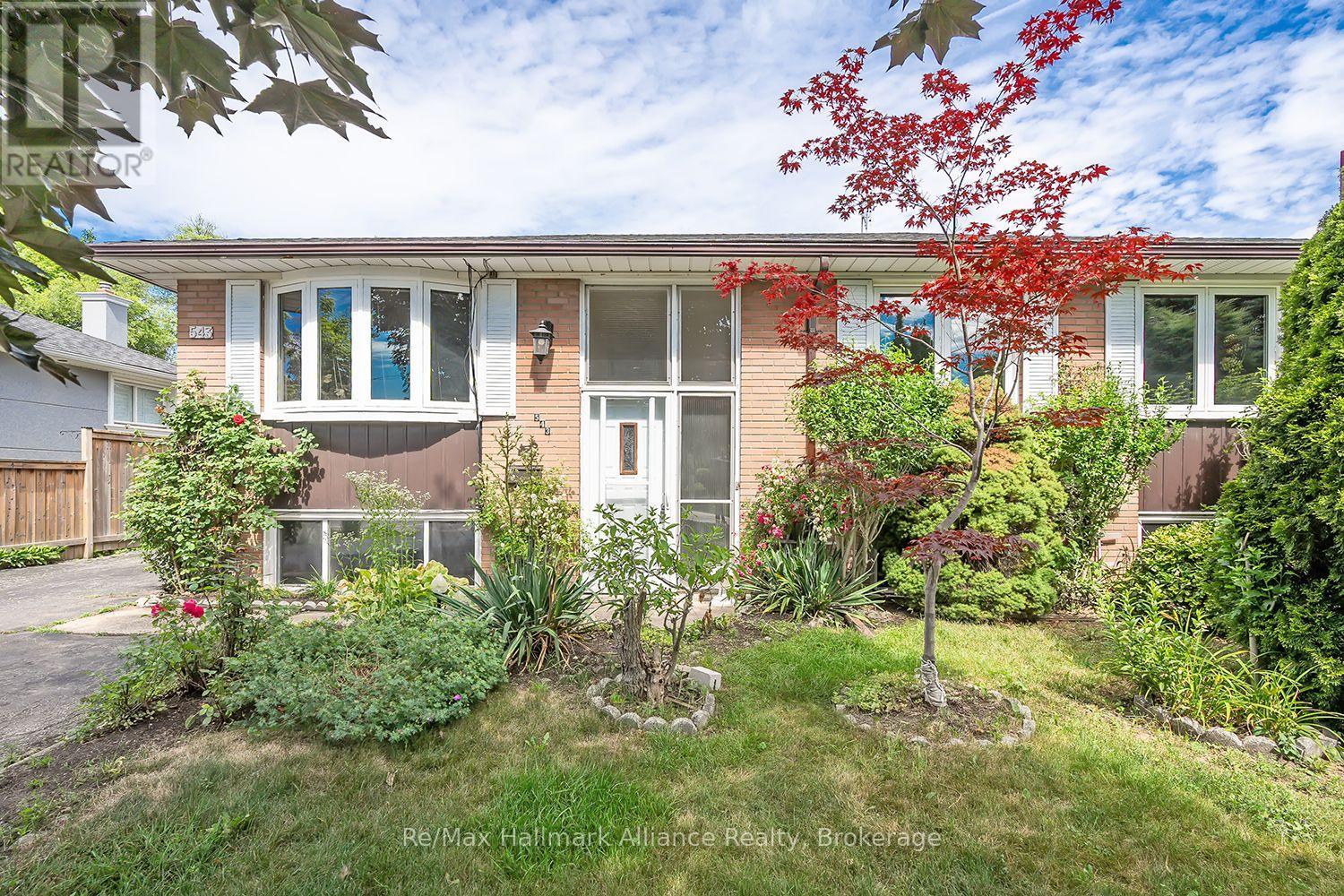543 PINEGROVE ROAD, Oakville, Ontario