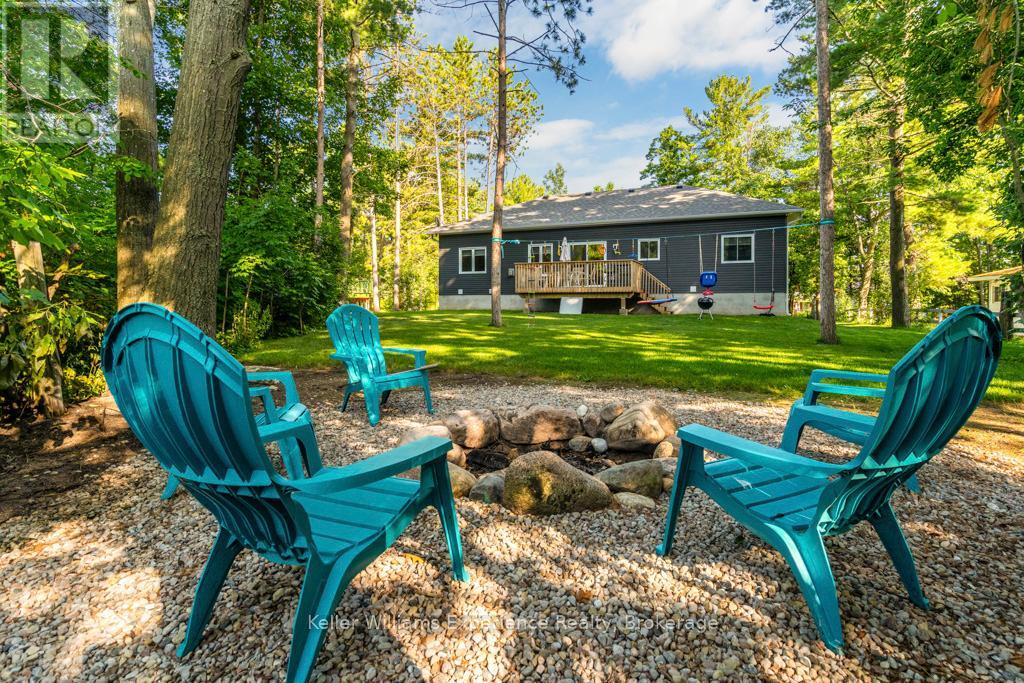 40 Lindale Avenue, Tiny, Ontario  L9M 0J2 - Photo 18 - S12376942