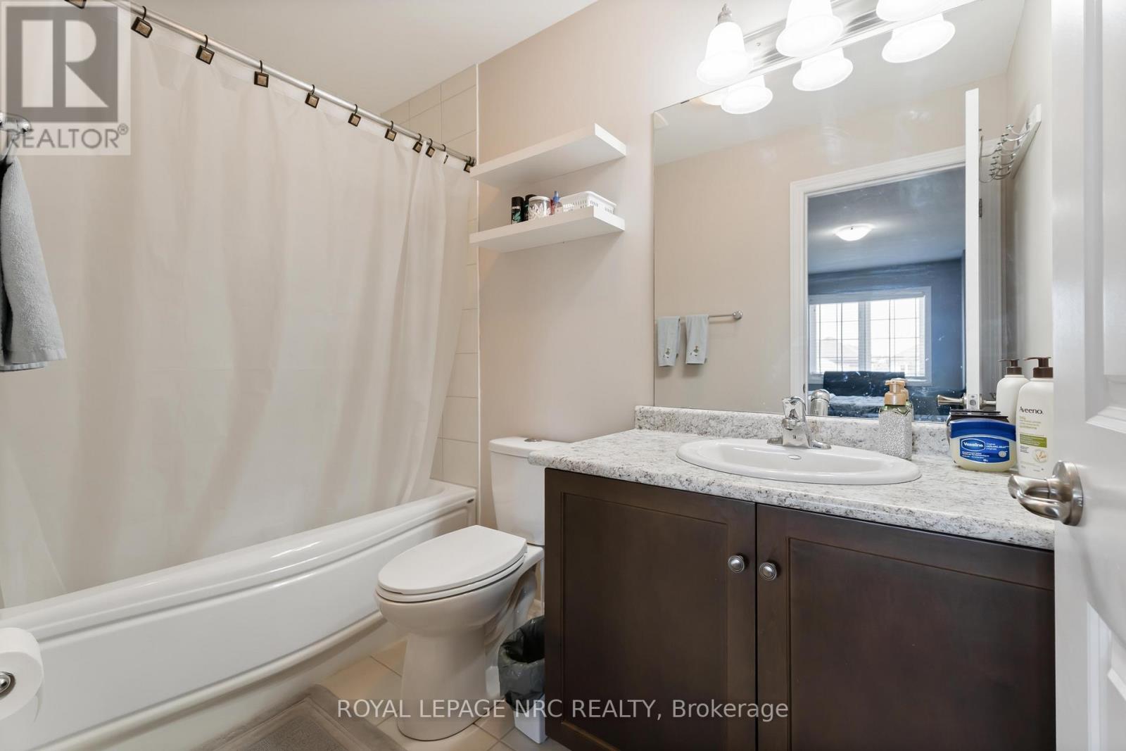 10 - 77 Avery Crescent, St. Catharines, Ontario  L2P 0E5 - Photo 23 - X12376934