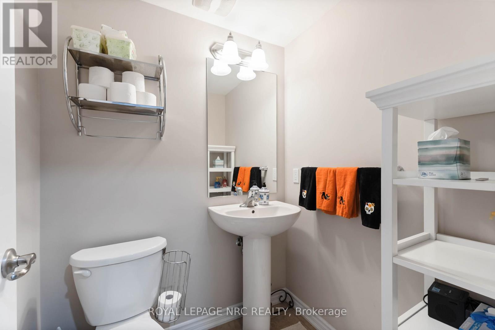 10 - 77 Avery Crescent, St. Catharines, Ontario  L2P 0E5 - Photo 27 - X12376934