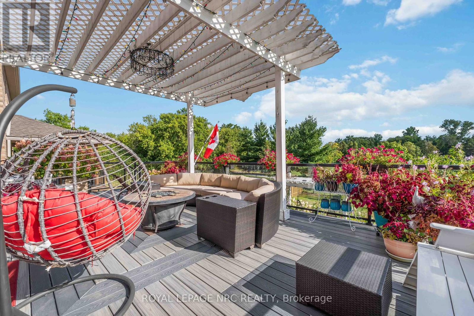10 - 77 Avery Crescent, St. Catharines, Ontario  L2P 0E5 - Photo 34 - X12376934