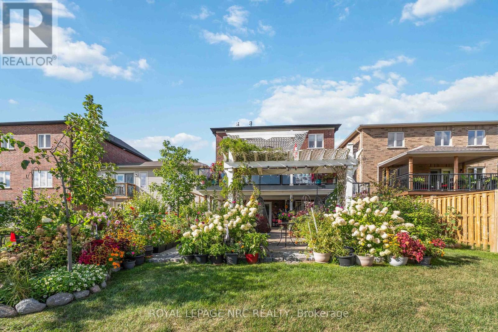10 - 77 Avery Crescent, St. Catharines, Ontario  L2P 0E5 - Photo 39 - X12376934