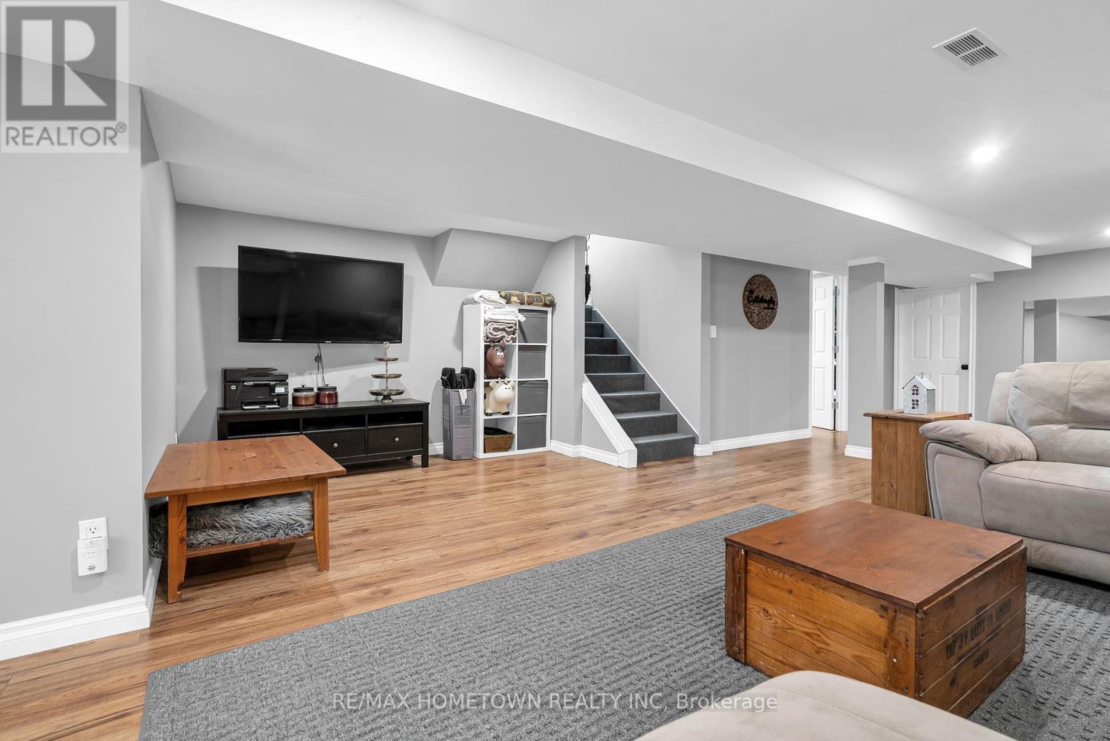 4736 County Road 18 Road, Augusta, Ontario  K0E 1T0 - Photo 29 - X12375240