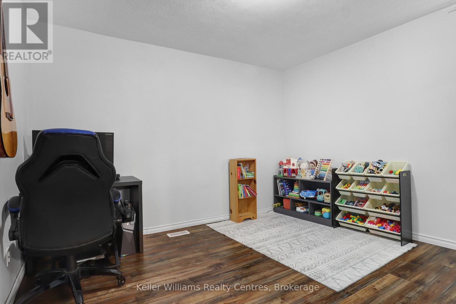 31 Yonge Street S, Arran-Elderslie, Ontario  N0H 2N0 - Photo 21 - X12376875