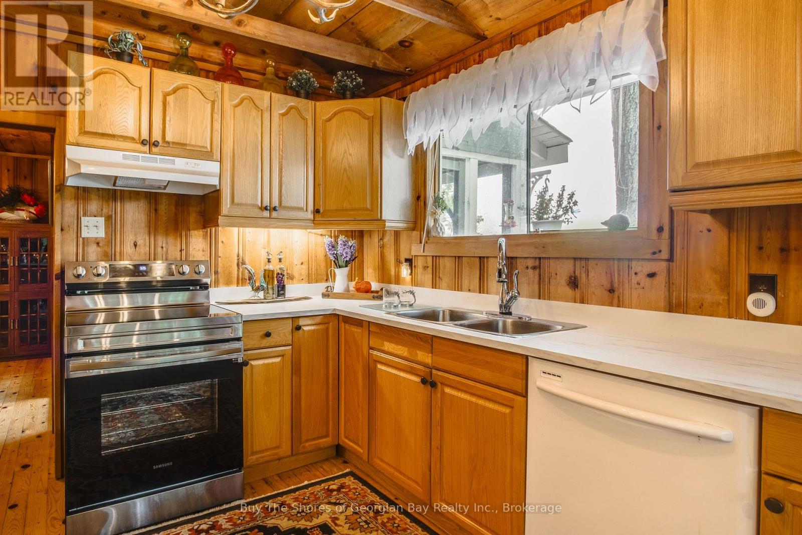 2133 Harrison Trail, Georgian Bay, Ontario  P0C 1H0 - Photo 13 - X12376879
