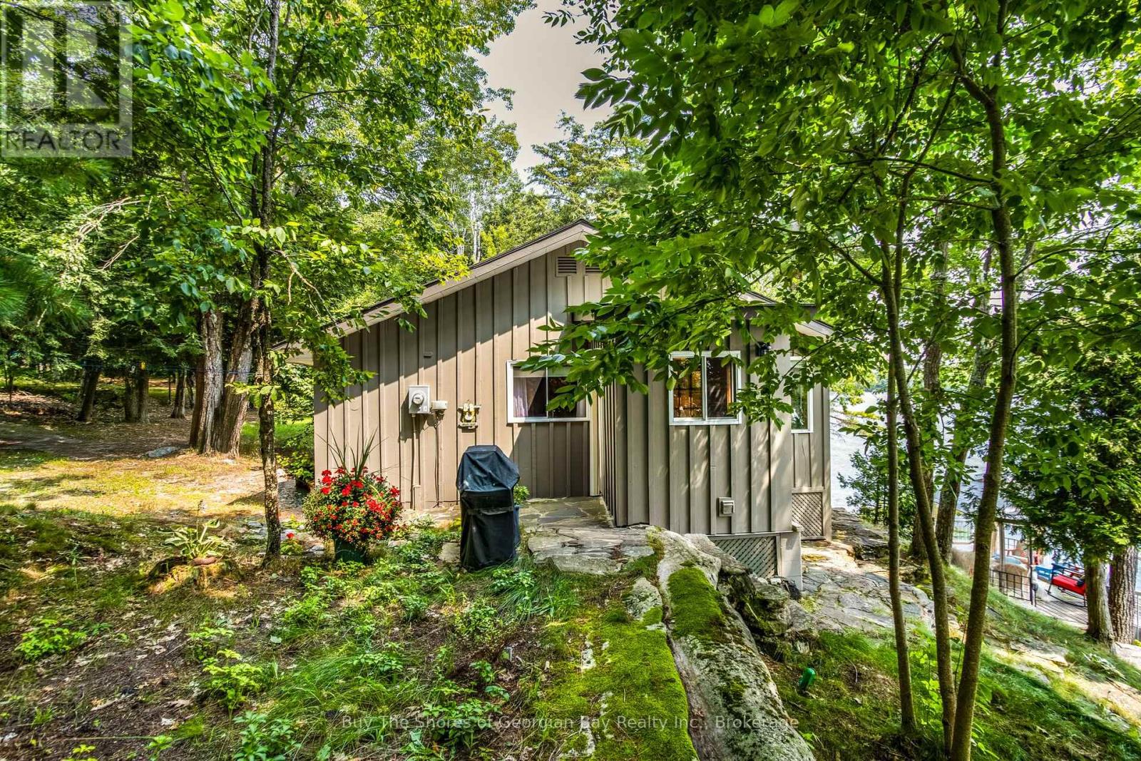 2133 Harrison Trail, Georgian Bay, Ontario  P0C 1H0 - Photo 2 - X12376879