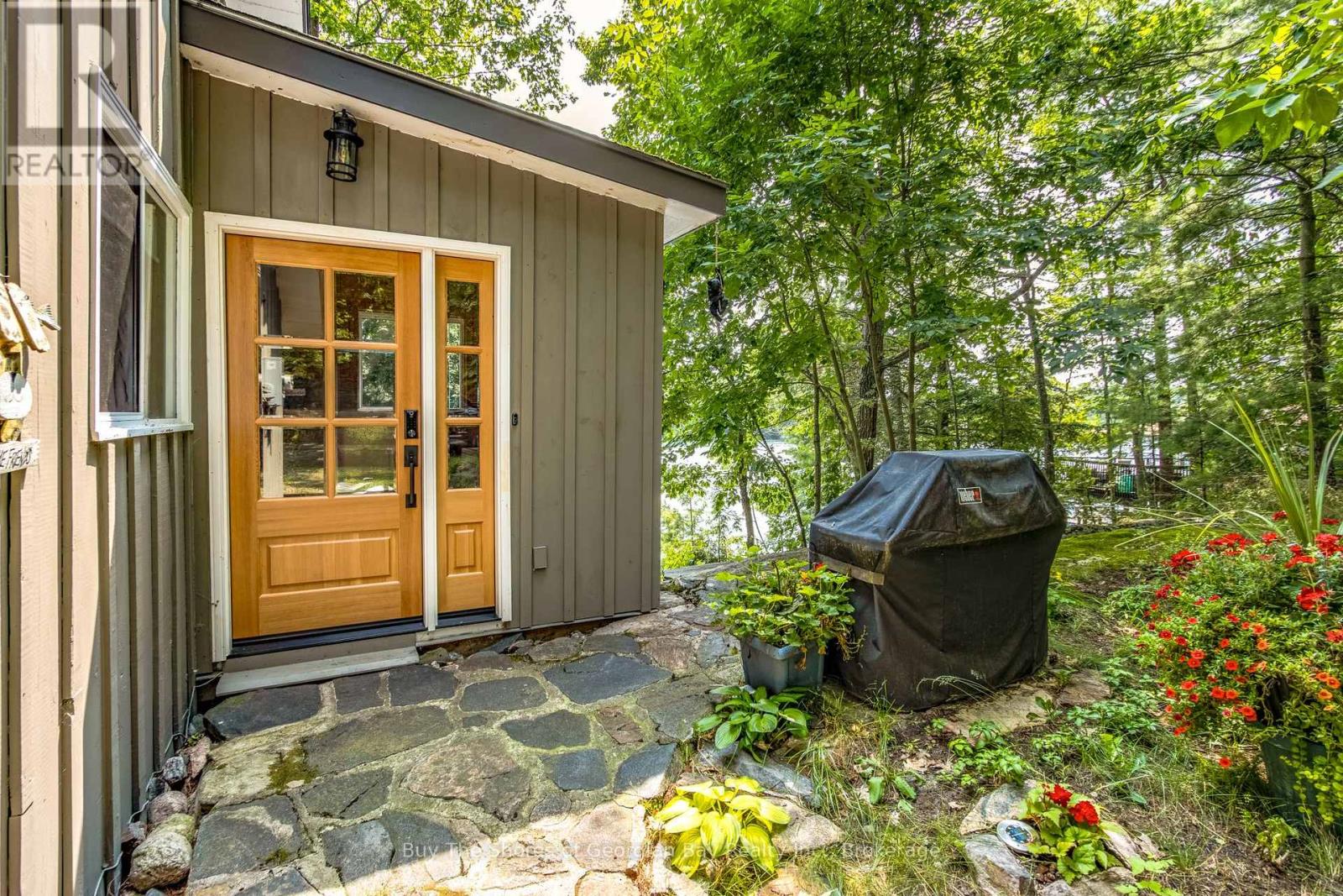 2133 Harrison Trail, Georgian Bay, Ontario  P0C 1H0 - Photo 4 - X12376879