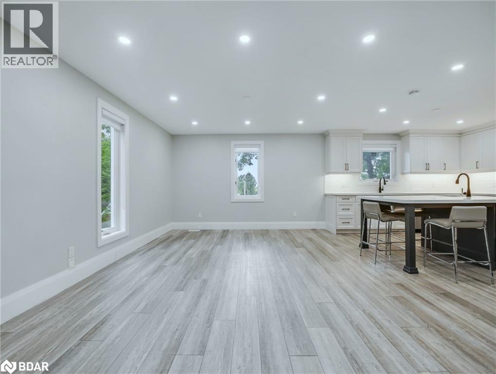 Property at 15 WESTBROOK Place image 3