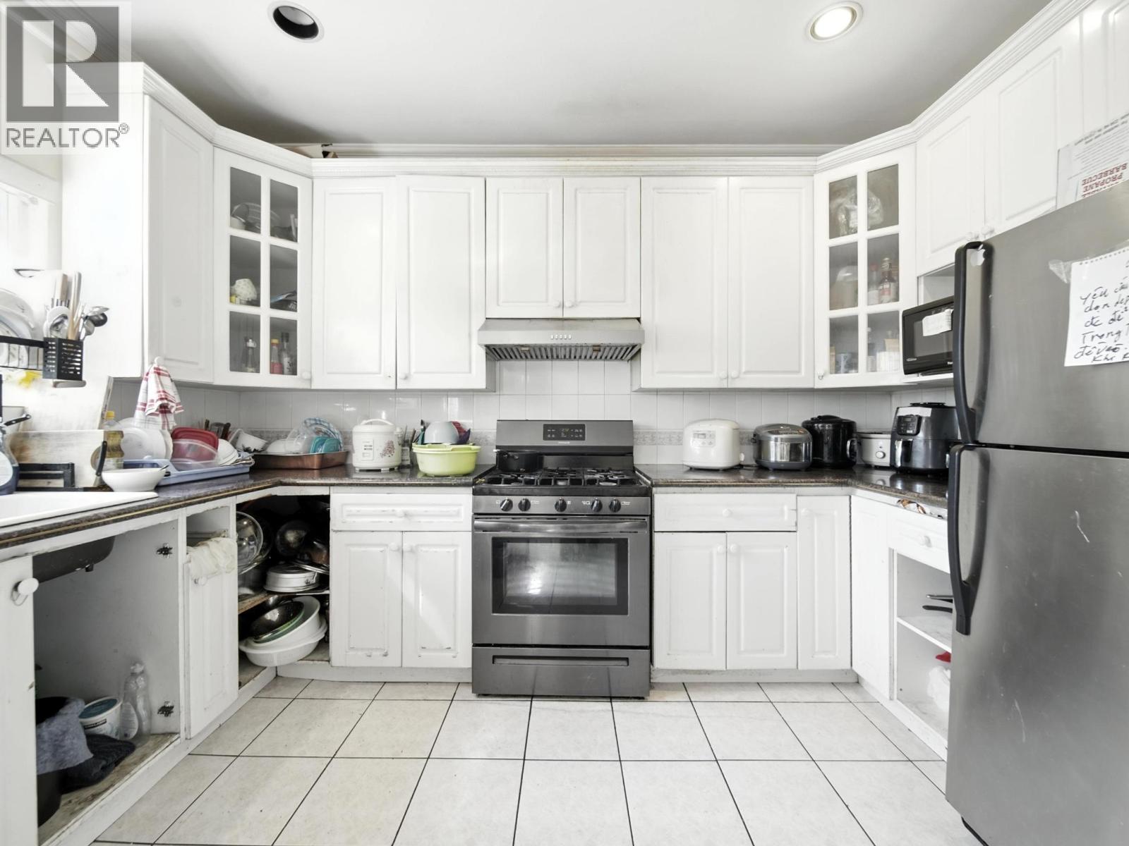 2228 E 40th Avenue, Vancouver, British Columbia  V5P 1J5 - Photo 10 - R3042771