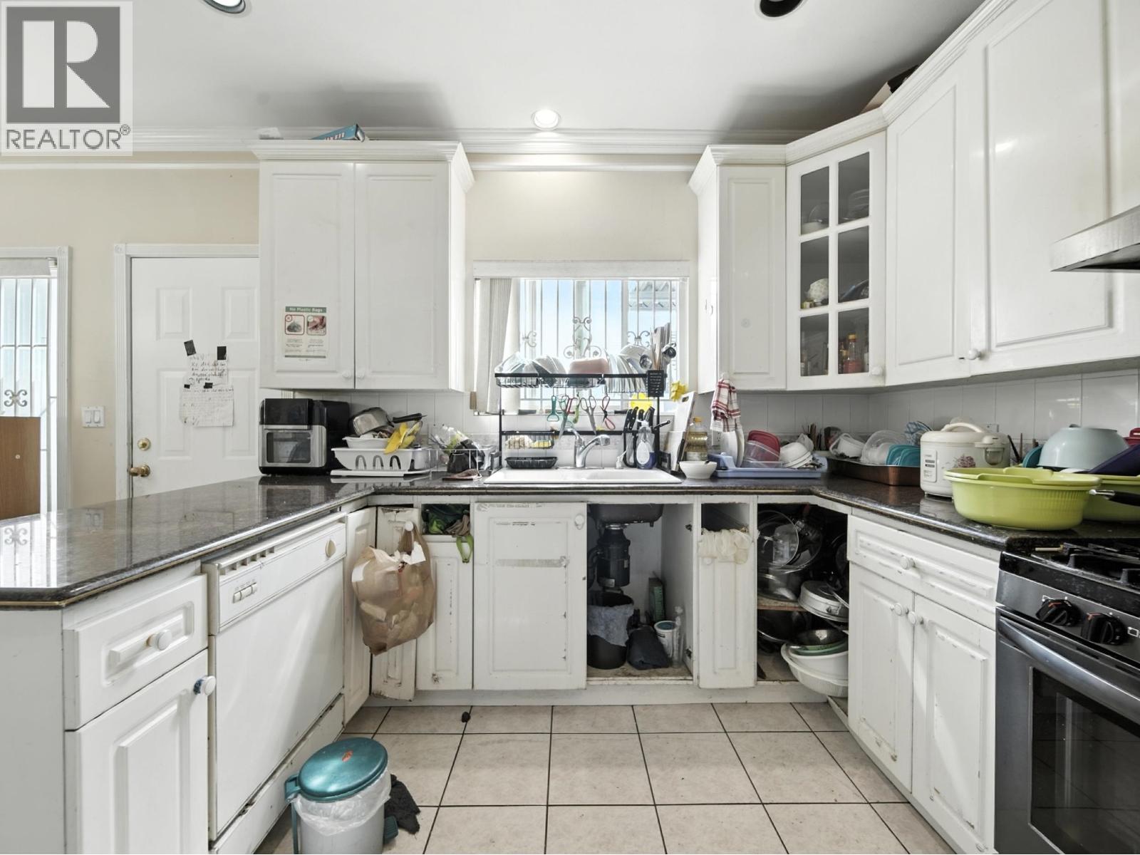 2228 E 40th Avenue, Vancouver, British Columbia  V5P 1J5 - Photo 11 - R3042771