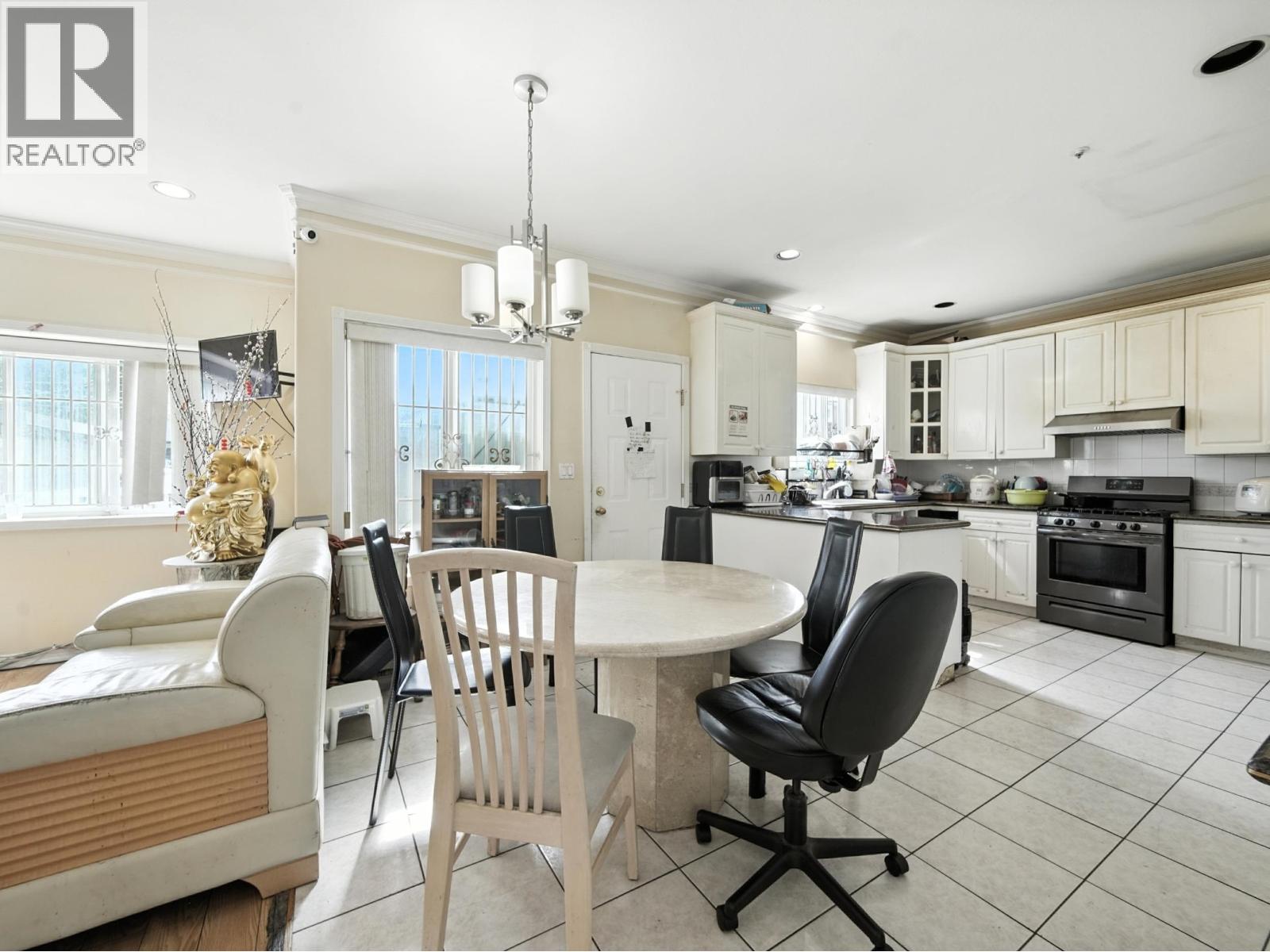 2228 E 40th Avenue, Vancouver, British Columbia  V5P 1J5 - Photo 13 - R3042771