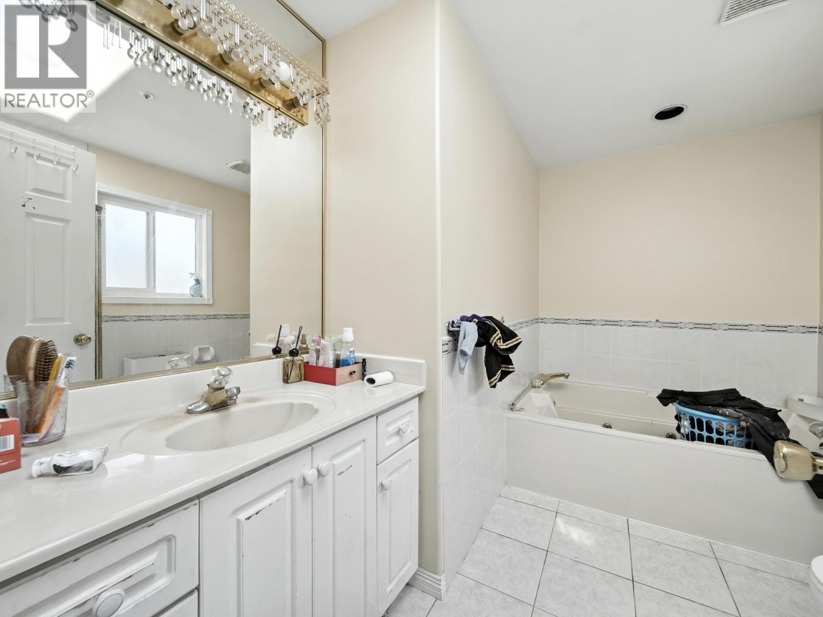 2228 E 40th Avenue, Vancouver, British Columbia  V5P 1J5 - Photo 30 - R3042771